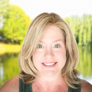 Meet your Posher, Catherine